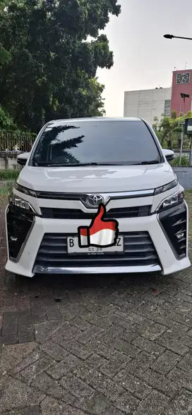 Toyota Voxy 2018 Bensin