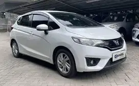 TDP Rendah Honda Jazz 1.5 S Bensin-AT 2016 Putih CADYD