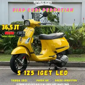 PUAGGIO VESPA S 125 IGET LED TAHUN 2022 PERFECT CONDITION
