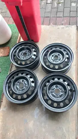 4 Bj Velg Original Great Corolla R14
