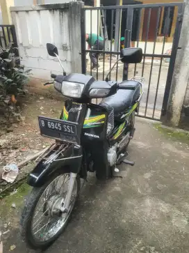 Astrea Legenda 2002