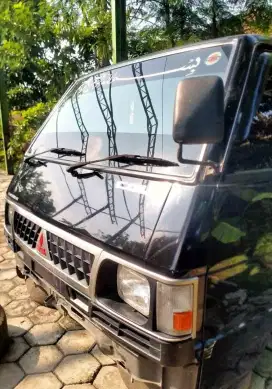 Kabin Mitsubisti L300 fullset ori copotan