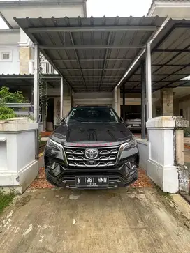 Dijual Fortuner milik sendiri atas nama sendiri dari baru dijual cepat