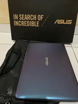 Asus X441b AMD A4 Ram 8/128