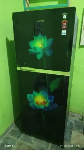 Jual kulkas bekas Polytron 2 pintu