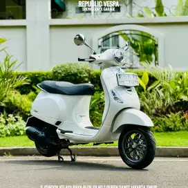 PIAGGIO VESPA LX 125 IGET LED TAHUN 2024 LIKE NEW