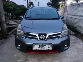Nissan Livina X-Gear AT 1.5 Abu-Abu Tua Metalik Th.2008