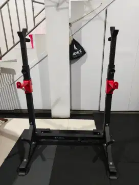 Squat rack home gym