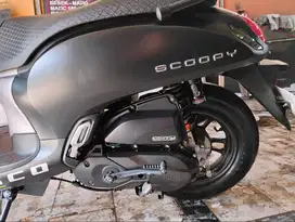 Honda scoopy 2023 hitam ganteng ban baru