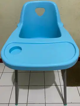 Kursi makan bayi informa