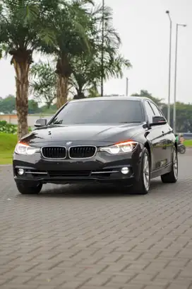 Wajib Punya !! BMW 320i Sport Facelift LCI 2018 (F30)