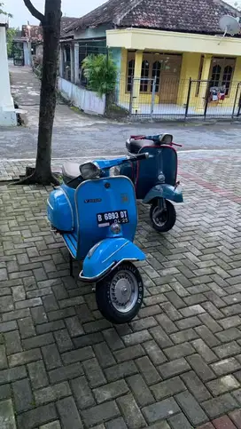 Vespa Super & Bajaj Super