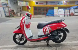 HONDA SCOOPY 2017