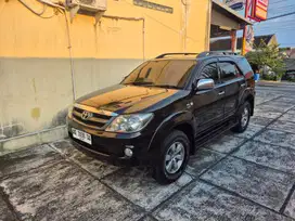 Toyota Fortuner 2006 Bensin