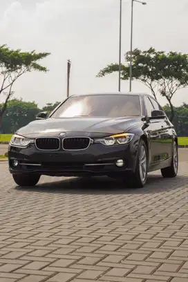 Obat Ganteng !! BMW 320i Sport Facelift LCI 2017 (F30)
