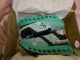 Sepatu Lari Running Shoes On Cloud Cloudsurfer Green Black 100% ori