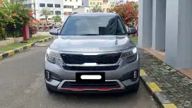 Kia seltos turbo gt line 2021 pakai 2022 abu sunroof cash kredit bisa