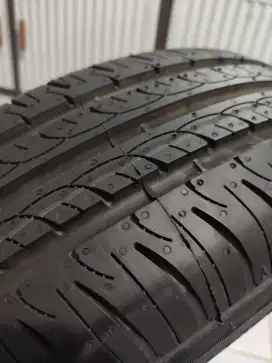 Ban Mobil Toyota Calya 1025 GT Radial Champiro ECO