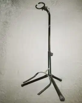 Stand Gitar Kondisi Bagus