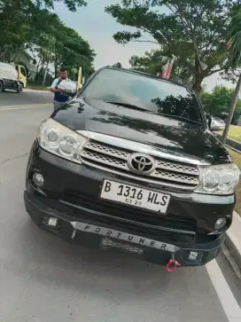 Toyota Fortuner 2010 2,5 G A/T