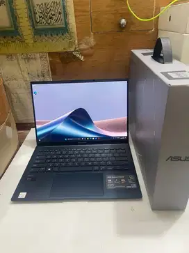 Asus Zenbook 14 UX3405M OLED 32GB 1TB intel ultra 7 Second Mulus Resmi