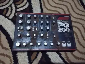 Modul syntheseir Roland PG 200 rare