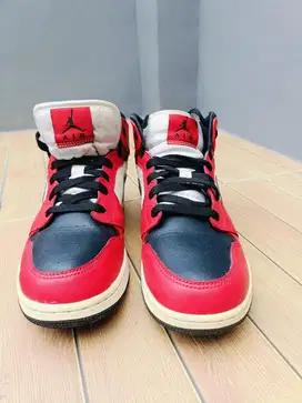 AIR JORDAN 1 MID (GS)