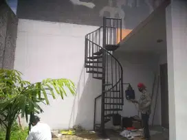 Tangga putar besi pipa custom