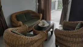 Dijual Satu Set Kursi Rotan