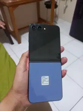 SAMSUNG GALAXY ZFLIP 5 512GB