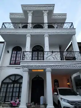 Rumah mewah desain eropa di Cluster premium Antapani