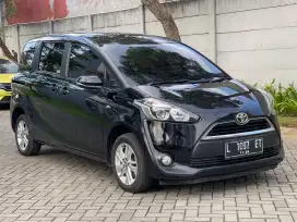 Sienta G matic kondisi bagus