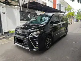 Voxy 2.0 AT 2019 KM60RBCash!!!