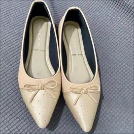 Flatshoes Yongki Komaladi