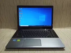 Laptop kantoran.. Toshiba Satelite S40-A Core i3/8GB/128 GB/dual Vga