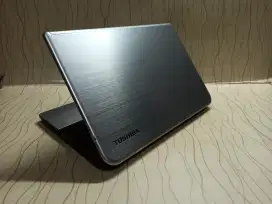 Laptop pelajar.. Toshiba Satelite S40-A Core i3/8GB/128 GB/Double Vga