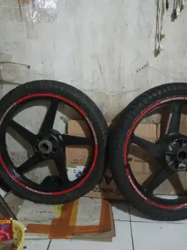 Veleg vixion old 2010