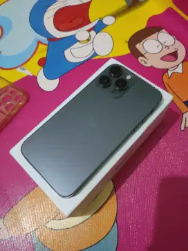 Iphone xr 128gb ex inter wifi only. Model iphone 13 pro