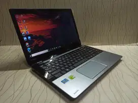 Laptop pegawai/sekolah.. Toshiba Satelite S40-A Core i3 /8GB /128 GB