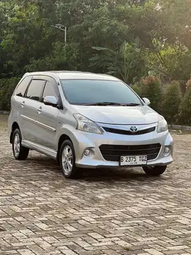 TERMURAH!!! TOYOTA AVANZA VELOZ 1.5 AT 2013 SIAP JARAK JAUH