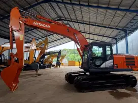 Hitachi Zaxis 200 5G 2023