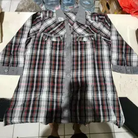 Kemeja kotak2 Wanita