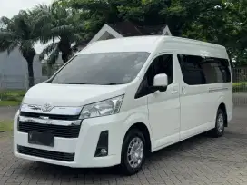 Toyota Hiace Premio 2.8 Manual 2021 Putih Siap Gass