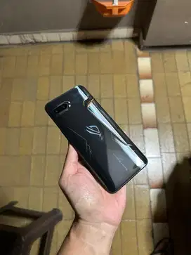 ASUS ROG 2 8/128GB