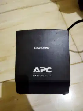 Ups apc 2000va / 1000 watt