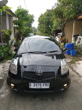 Dijual Mobil Yaris 2008 type matic