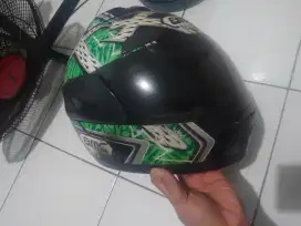 Helm fullface merk BMC