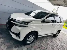 Xenia putih 2019 facelift lampu ganda ac dobel senia zenia