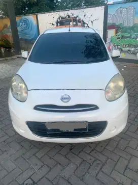 Nissan march 2011