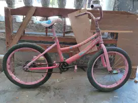 Sepeda ukuran 18 anak